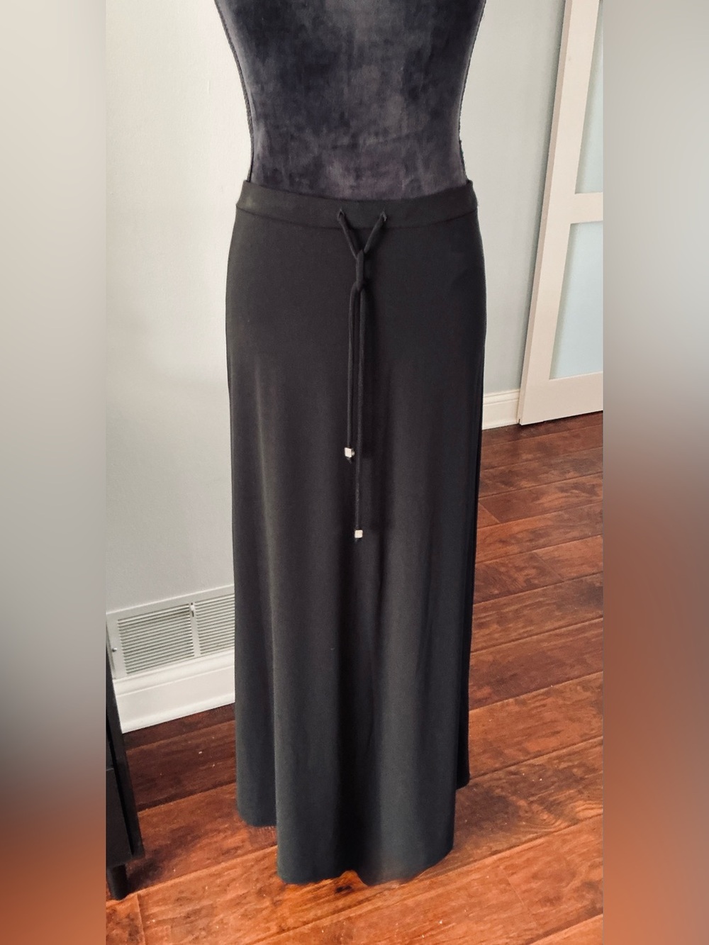 ELEGANT Michael Kors MIDI skirt 🌹